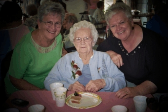 elvira-grandma-noreen